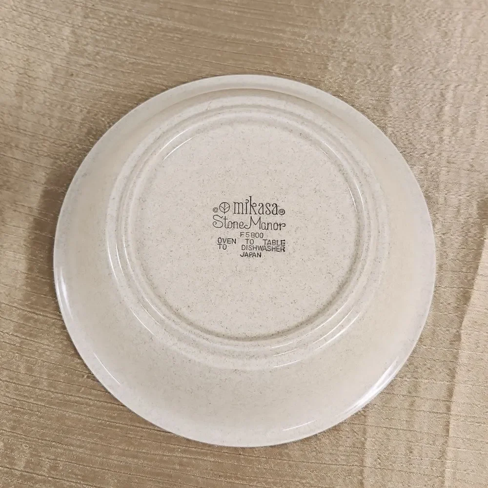 Mikasa Stone Manor Melissa F5800 Serving Bowl 9.5